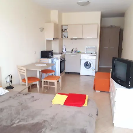Apartment Studio In Royal Sun